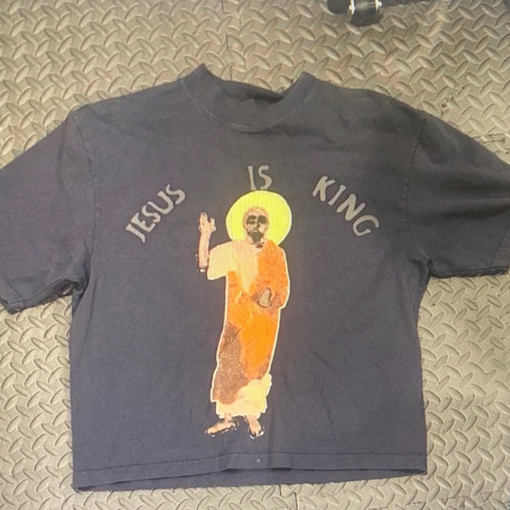 Black Graphic 'Jesus Is King' Short Sleeve Tee